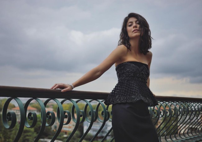 Alessandra Mastronardi in Alberta Ferretti Alessandra Mastronardi in Alberta Ferretti