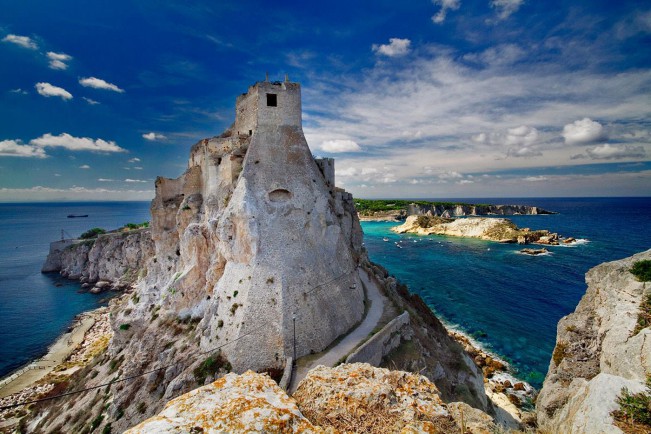 Abbazia di Santa Maria a Mare, Isola San Nicola, Isole Tremiti Abbazia di Santa Maria a Mare, Isola San Nicola, Isole Tremiti