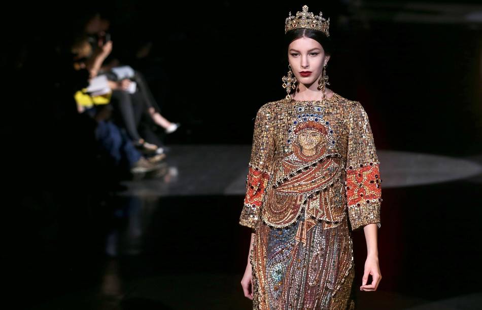 Dolce & Gabbana Fall 2013 Ready-to-Wear