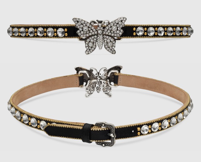 Alessandro Michele per Gucci Cruise 2018 Choker in pelle nera con farfalla in metallo anticato, tempestata di cristalli. Alessandro Michele per Gucci Cruise 2018