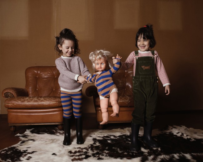 Anna Caruso Anna Caruso, fotografia di bambina. Photographer: Annarella Caruso Assistant photo: Basilico Roberto Models: Shiryn (B-talent scout), Nicole (Pepper Kids), Michelle (Pepper kids). Clothing credits: collection A/W 2017/18 of Mini Rodini, Fub, Gosoaky, Yporqué