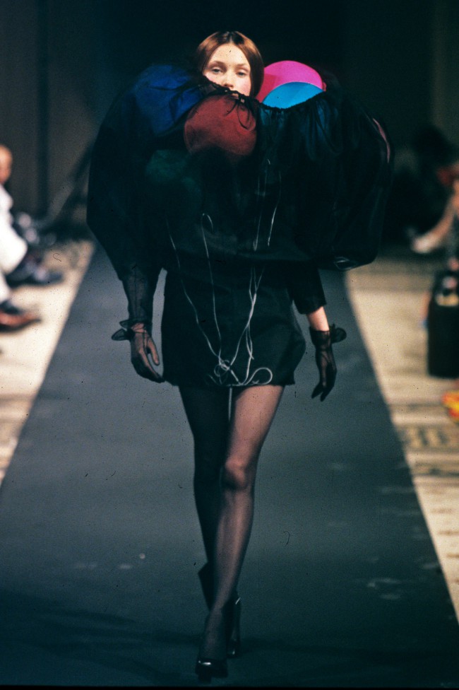 Viktor & Rolf Haute Couture Fall Winter 1998-1999, Atomic Bomb