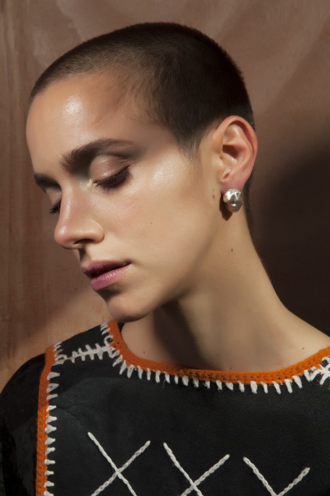 YOSTER by Hila Amar - Sculptural Jewelry. Orecchini scultura astratta in argento