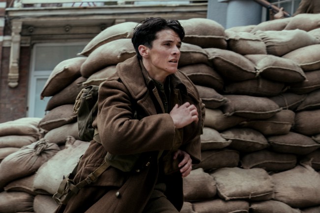 Dunkirk Fionn Whitehead in Dunkirk, film candidato ai Premi Oscar come Miglior film