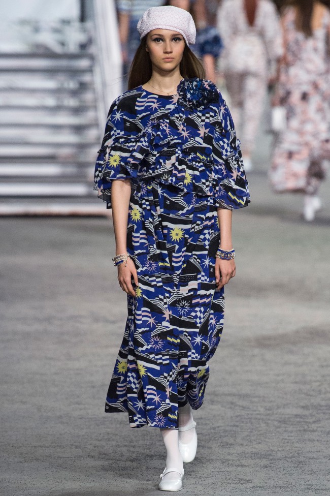 Chanel Resort Collection 2019 cruise la pausa karl lagerfeld nave da crociera grand palais