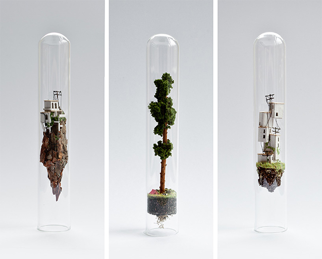 Micro Matter Miniature Sculptures in Glass Test Tubes by Rosa de Jong | Sculture in miniatura sotto vetro