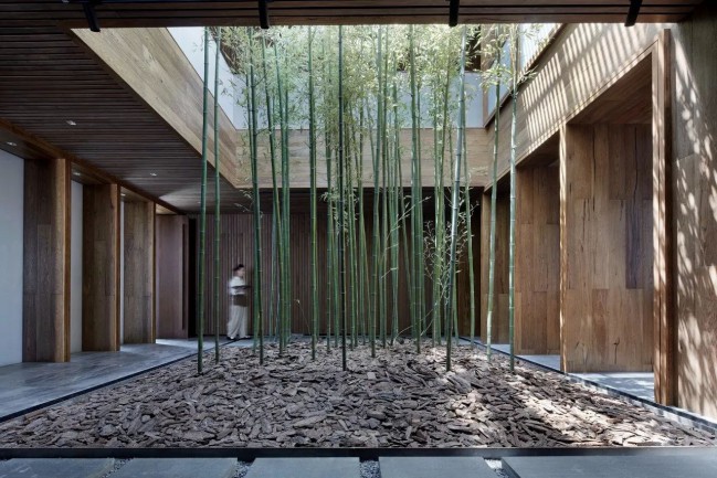 Beijing Cangsu Company Headquarters Club by Yi Chen, Muchen Zhang