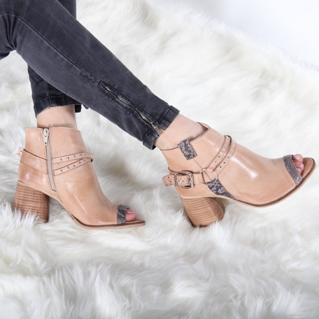 Martina Gabriele Shoes un brand nel nome della tradizione Thy Magazine
