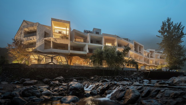 Hill Wind Hotel and Resort by Huafang Wang