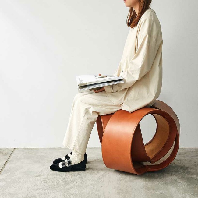 O3Connect Stool by Tzu-Wei Chang, Kai-Li Chang and Rou-Chun Wang, 2022