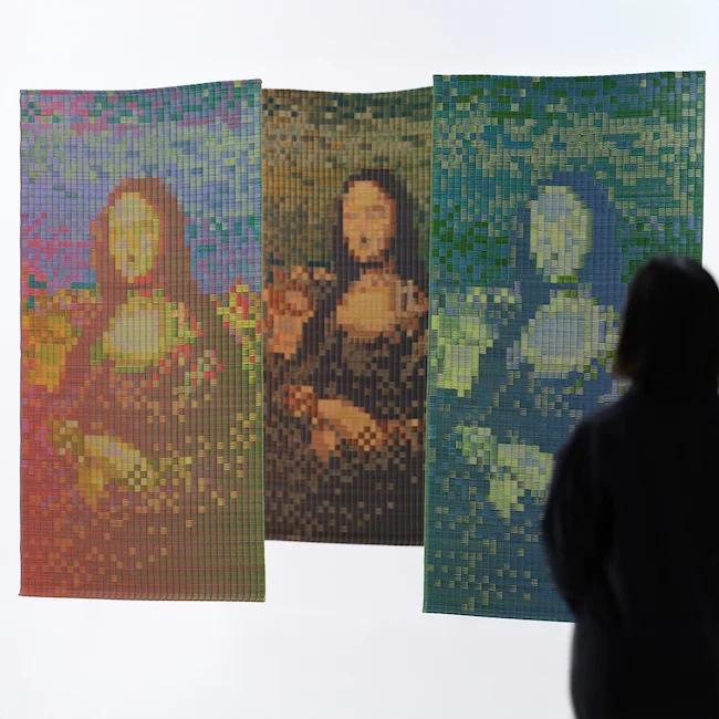 Pixel Weave Monalisa Rug by Hana Mitsui Pixel Monalisa tappeto