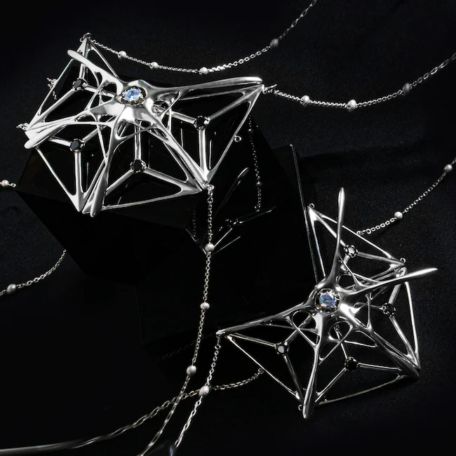 Signal Pendant Jewelry by Hsiaoching Chan Signal Pendant Jewelry by Hsiaoching Chan